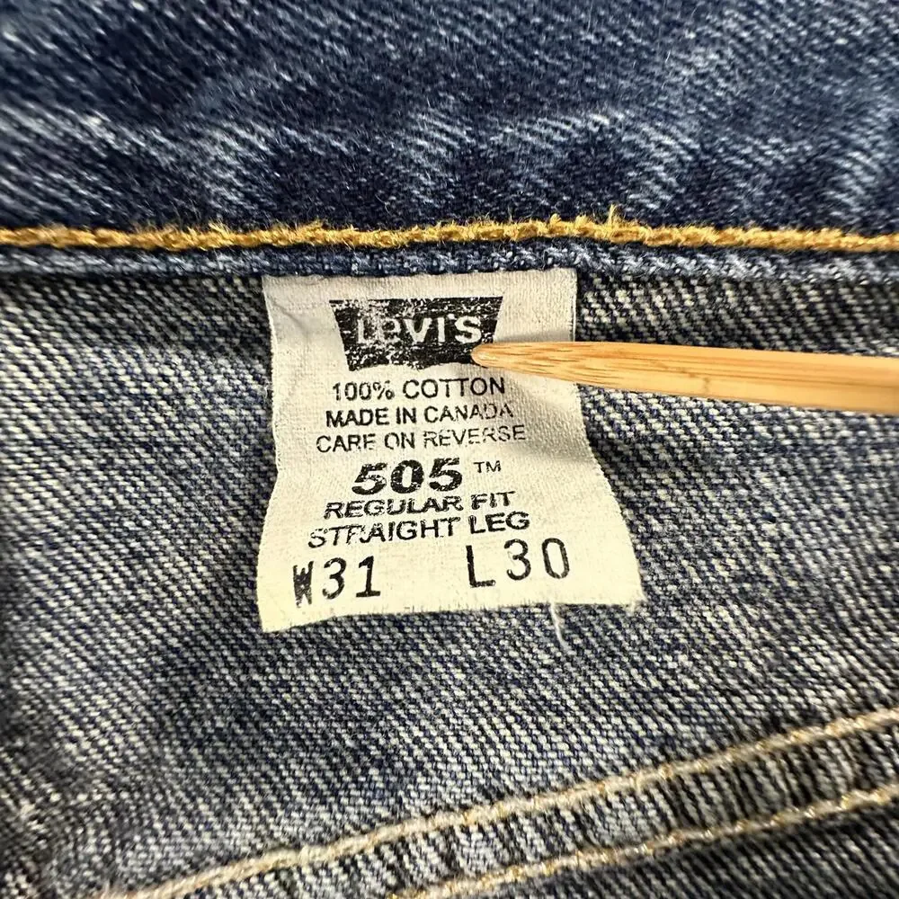 Vintage Levi’s‎ 505 Jeans Made in Canada 90s W31 L30 Dark Wash #627